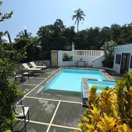 Guindulman 桂杜尔曼湾旅游宾馆酒店 外观 照片